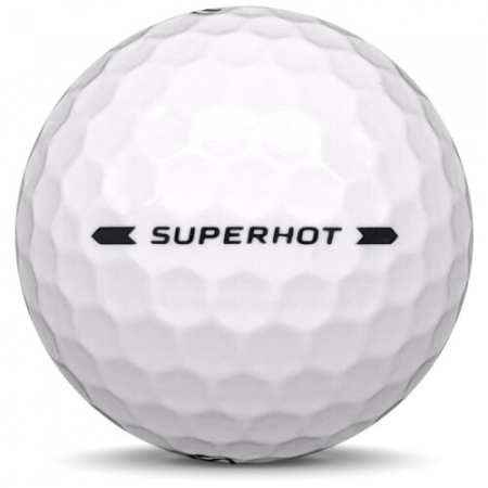 Golfpallo Callaway Superhot Vuosimallissa 2021.